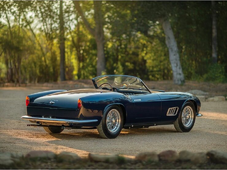Top 5 Classic Convertibles for Exploring Italy and the French Riviera